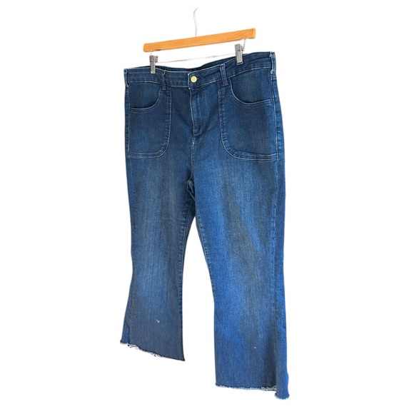 ANTHROPOLOGIE PILCRO‎ The Icon Low-Rise Flared Jeans CROPPED 34 - Picture 4 of 14